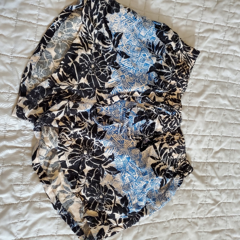 Flowy Shorts with pattern!